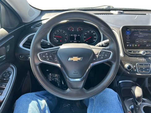 Used 2024 Chevrolet Malibu LT image 13