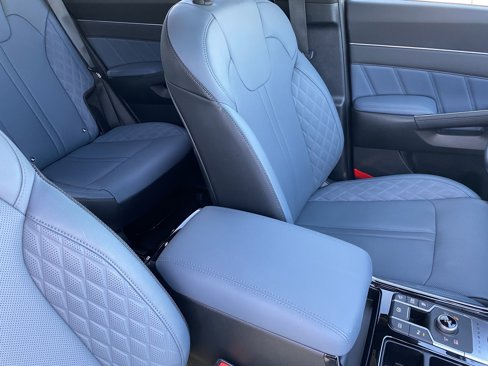 Used 2025 Kia Sorento SX Prestige image 10