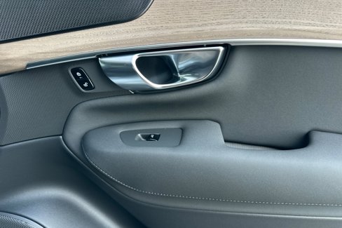 New 2026 Volvo XC90 B6 Plus image 20