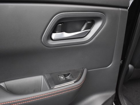 New 2026 Nissan Rogue SV image 15