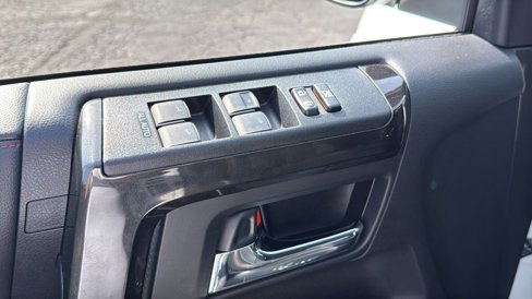Certified 2024 Toyota 4Runner TRD Off-Road Premium image 10