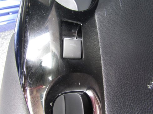 Used 2023 Toyota Corolla SE w/ SE Premium Package image 33