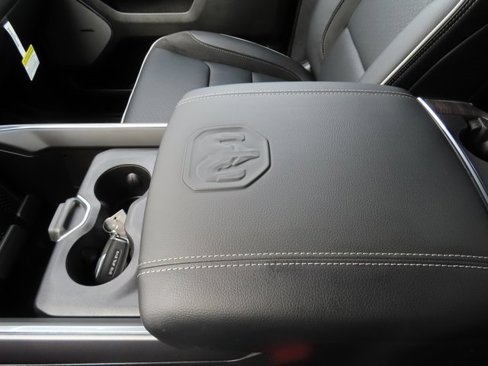 New 2026 RAM 1500 Laramie w/ Night Edition image 39