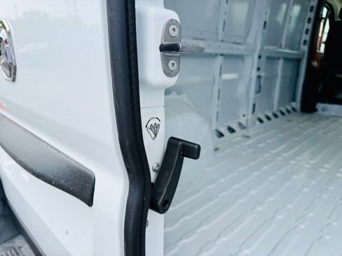Used 2025 RAM ProMaster 2500 w/ Convenience Group image 39