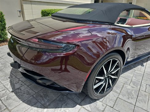 Used 2019 Aston Martin DB11 Volante image 8