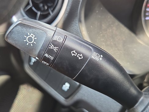 Used 2022 Kia Forte LXS image 29