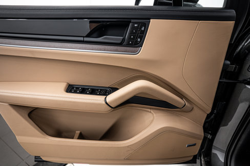 New 2026 Porsche Cayenne E-Hybrid image 18