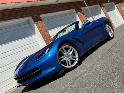 Used 2019 Chevrolet Corvette Stingray Convertible w/ Battery Protection Package image 8