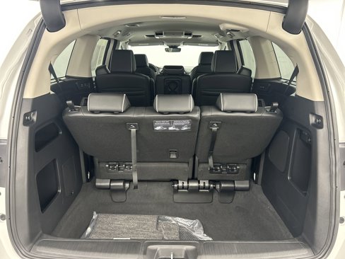 New 2026 Honda Odyssey Touring image 26