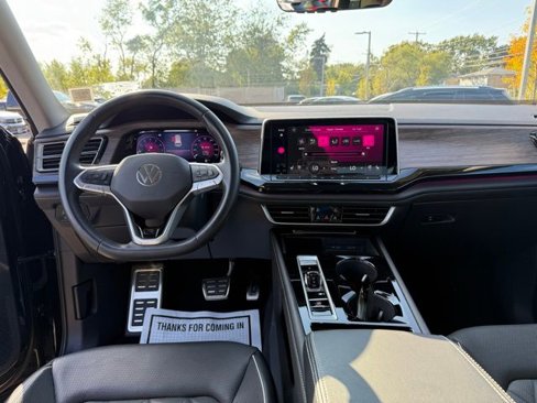Certified 2025 Volkswagen Atlas SEL Premium R-Line image 20