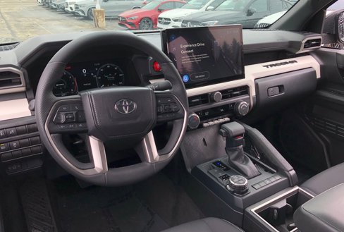 Used 2024 Toyota Tacoma TRD Off-Road image 15