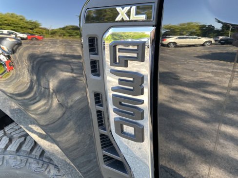 New 2026 Ford F350 XL image 48