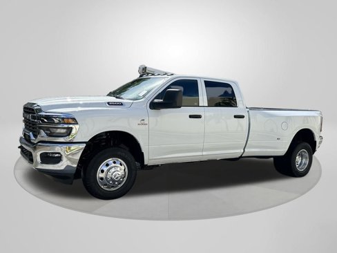 New 2026 RAM 3500 Tradesman w/ Chrome Appearance Group image 3