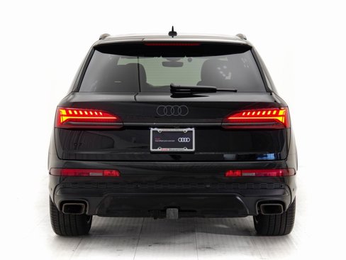 Certified 2025 Audi Q7 3.0T Prestige image 35