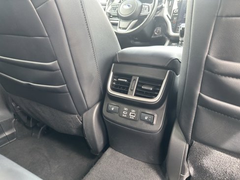 Used 2024 Subaru Outback Limited image 24