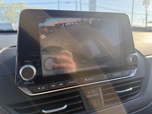 Used 2024 Nissan Altima 2.5 SV image 26