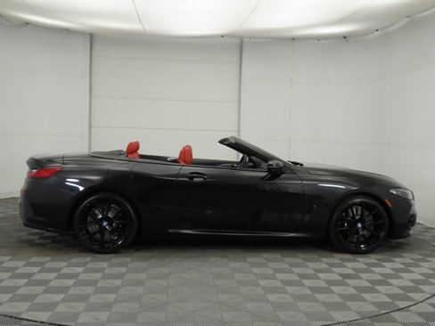 Certified 2025 BMW 840i xDrive Convertible w/ M Sport Professional Package image 4