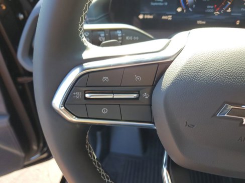 New 2026 Chevrolet Traverse Z71 w/ Driver Confidence Package image 22