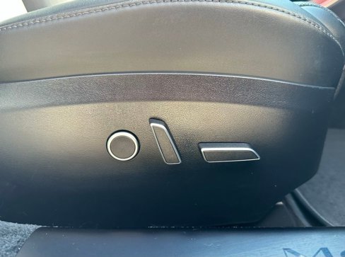 Used 2023 Tesla Model S Plaid image 43