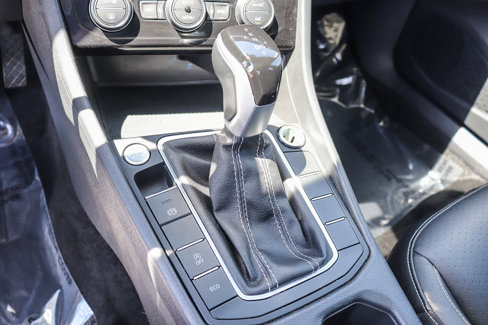 Used 2024 Volkswagen Jetta SE image 19