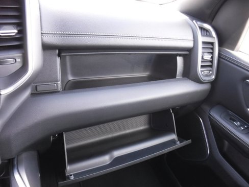 Certified 2025 RAM 1500 Laramie image 37