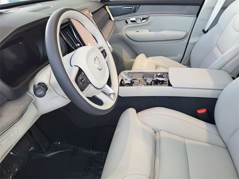 New 2026 Volvo XC90 T8 Ultra image 11