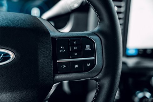 New 2025 Ford F250 Lariat w/ Lariat Ultimate Package image 38