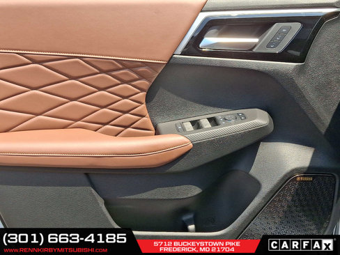 New 2025 Mitsubishi Outlander SEL image 8