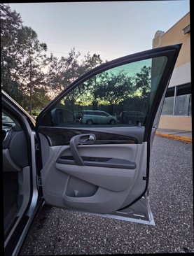 Used 2013 Buick Enclave Leather image 15