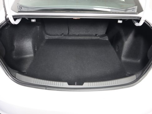 Used 2023 Chevrolet Malibu LT image 33