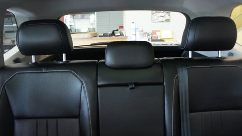 Used 2022 Volkswagen Tiguan SE image 43