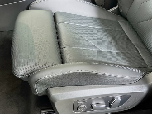 New 2026 BMW X3 xDrive30 w/ Premium Package image 22