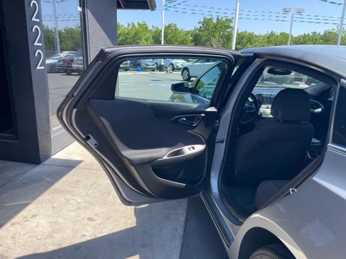 Used 2023 Chevrolet Malibu LT image 10