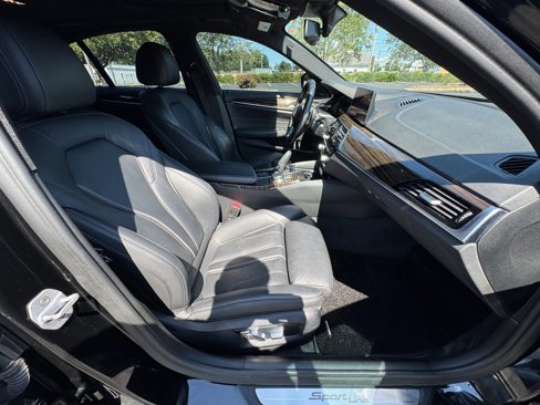 Used 2019 BMW 540i image 18