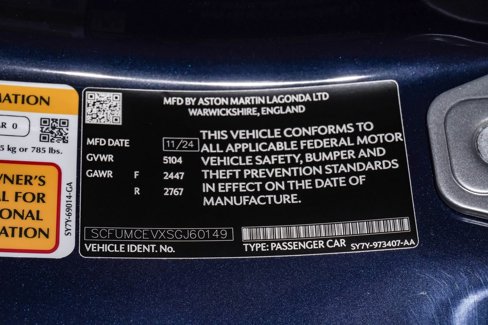 Used 2025 Aston Martin Vanquish image 39