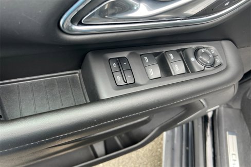 Used 2023 Chevrolet Tahoe LT image 16