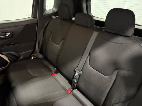 Used 2016 Jeep Renegade Sport w/ Power & Air Group image 21