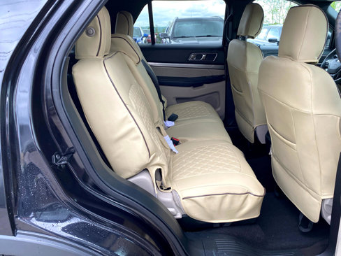 Used 2019 Ford Explorer XLT image 20