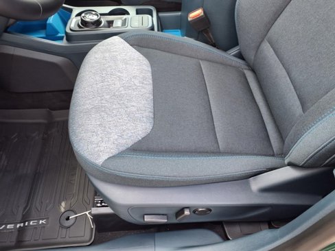 New 2025 Ford Maverick XLT w/ XLT Luxury Package image 16