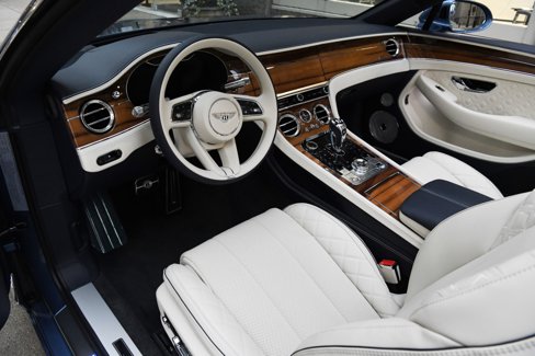 Used 2023 Bentley Continental GT Speed image 11