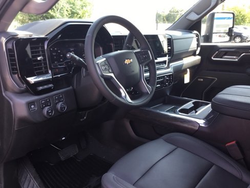 New 2025 Chevrolet Silverado 3500 LTZ w/ LTZ Premium Package image 22