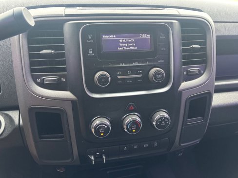 Used 2017 RAM 3500 Tradesman w/ Chrome Appearance Group image 13