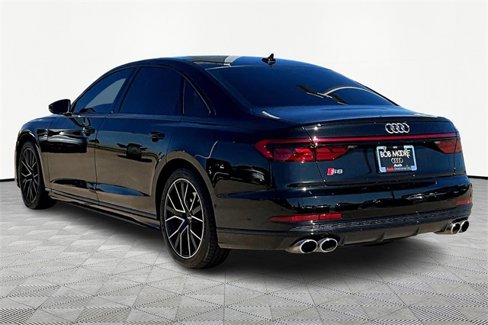 Used 2020 Audi S8 L w/ S8 Executive Package image 12