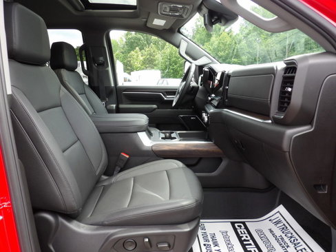 Used 2024 GMC Sierra 2500 SLT w/ SLT Premium Package image 46
