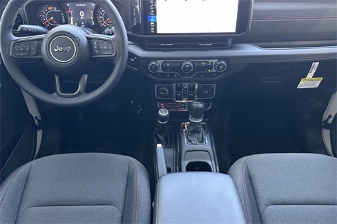 New 2025 Jeep Wrangler Unlimited Rubicon image 12