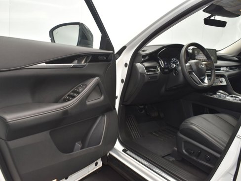 Used 2025 INFINITI QX60 Pure image 11