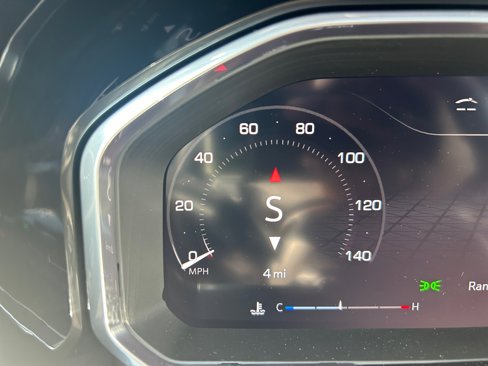 New 2026 GMC Sierra 1500 SLT image 2