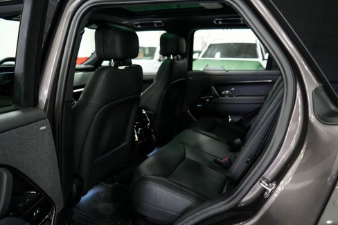 Used 2025 Land Rover Range Rover Sport Dynamic SE image 17