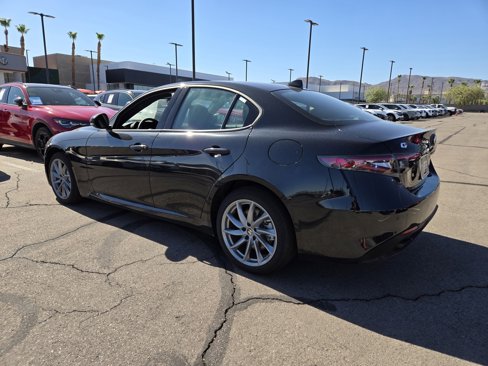 New 2025 Alfa Romeo Giulia AWD w/ Driving Assist Package image 4