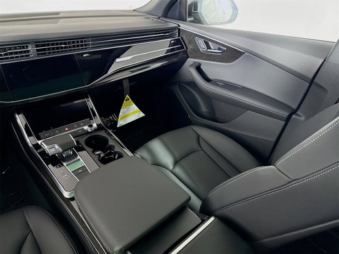 New 2025 Audi Q8 Premium Plus image 25